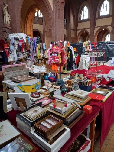 Werkgroep markten Josephkerk luidt NOODKLOK